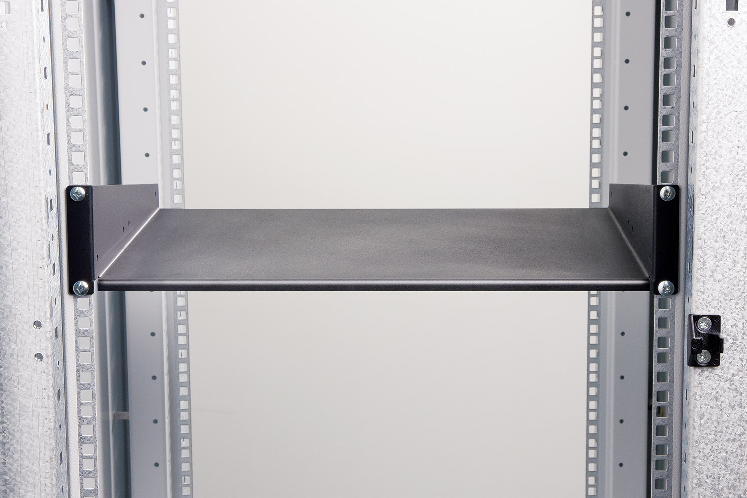 Quels types d'armoires réseau existe-t-il ? - Support TV - Nouvelles -  Jiaxing Leechen Furniture Co., Ltd